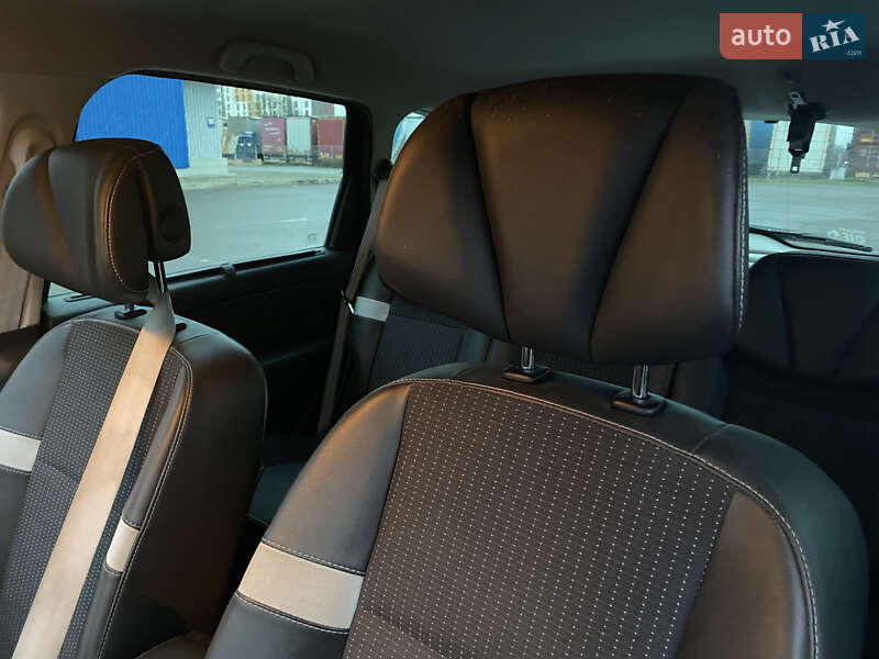 Минивэн Renault Scenic 2013 в Ковеле