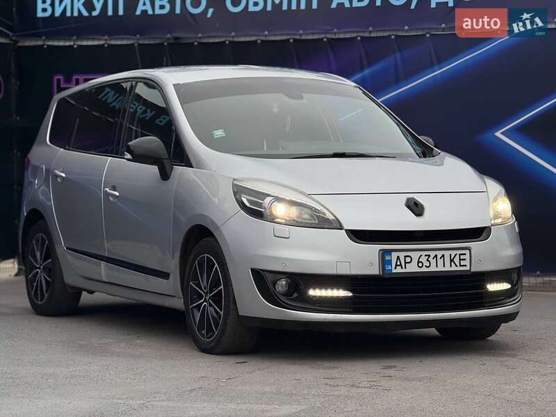 Минивэн Renault Scenic 2012 в Запорожье