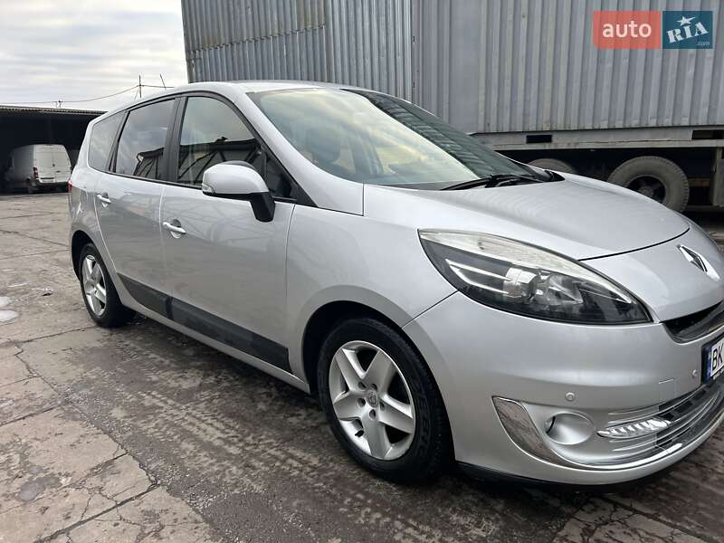 Мінівен Renault Scenic 2013 в Рівному фото 10 Мінівен Renault Scenic 2013 в Рівному