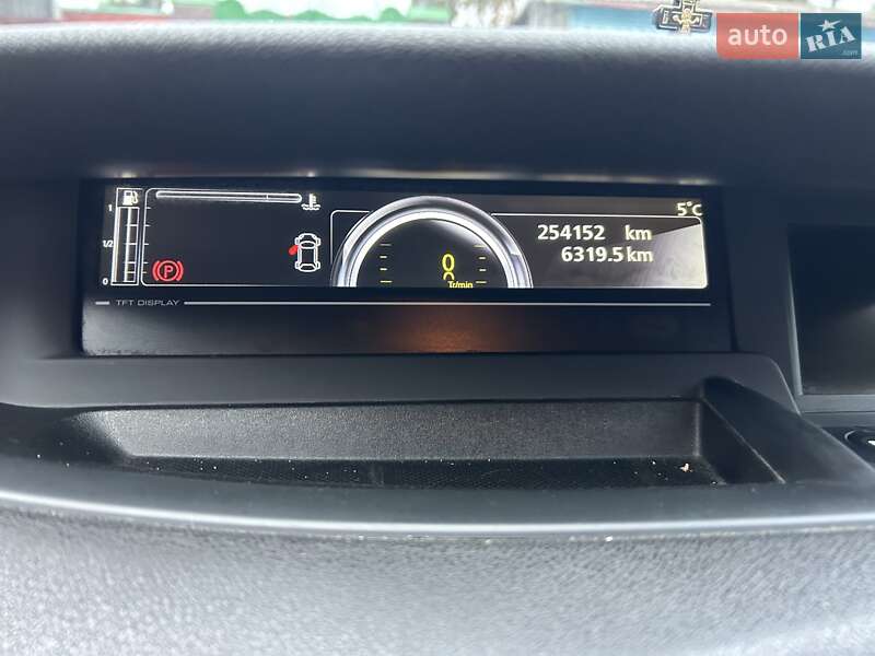 Мінівен Renault Scenic 2013 в Рівному фото 21 Мінівен Renault Scenic 2013 в Рівному