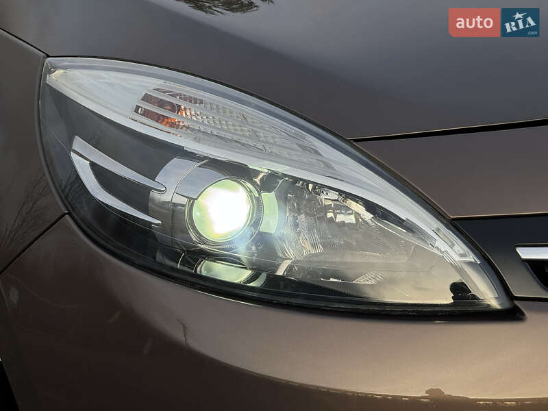 Минивэн Renault Scenic 2015 в Моршине