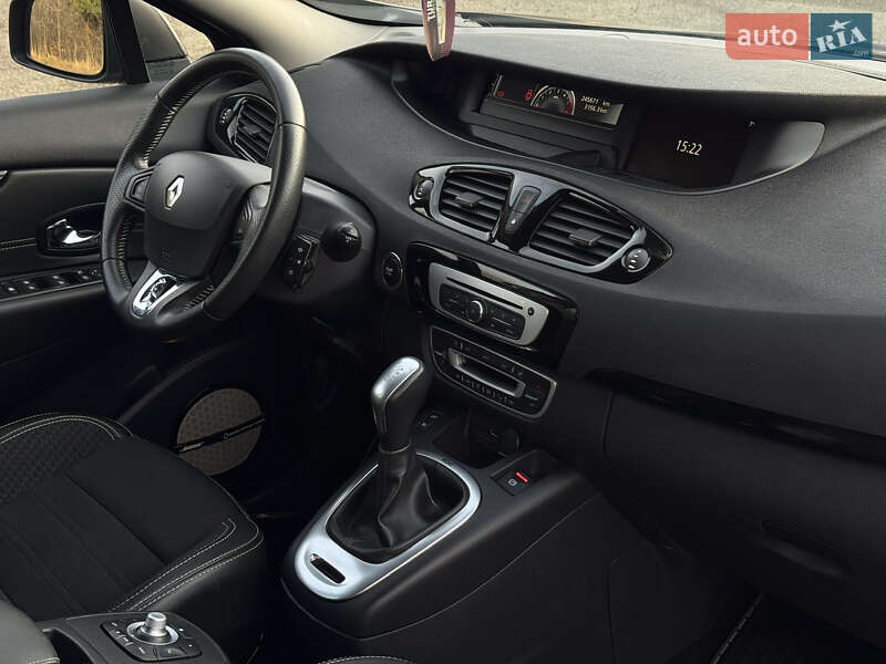 Минивэн Renault Scenic 2015 в Моршине