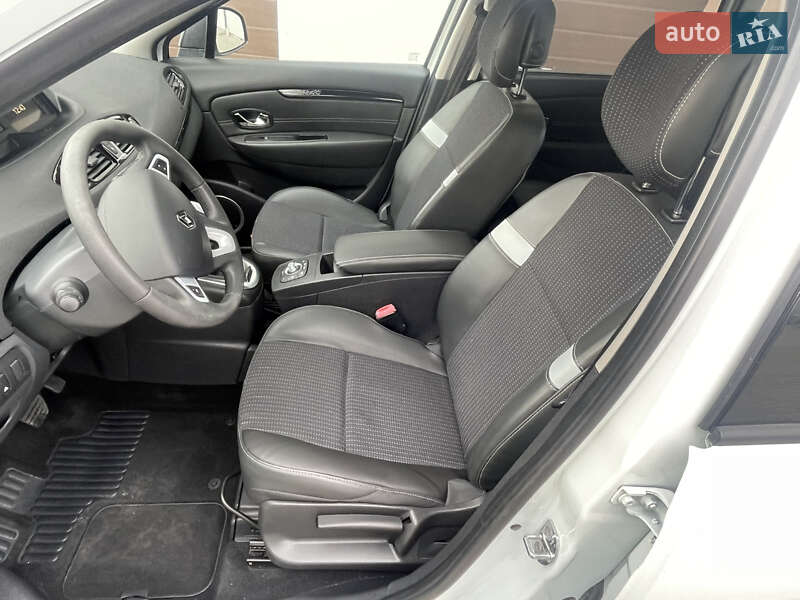 Мінівен Renault Scenic 2012 в Рівному фото 13 Мінівен Renault Scenic 2012 в Рівному
