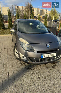 Минивэн Renault Scenic 2009 в Дрогобыче