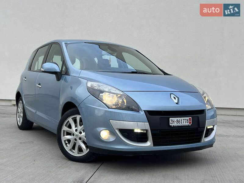 Минивэн Renault Scenic 2011 в Луцке