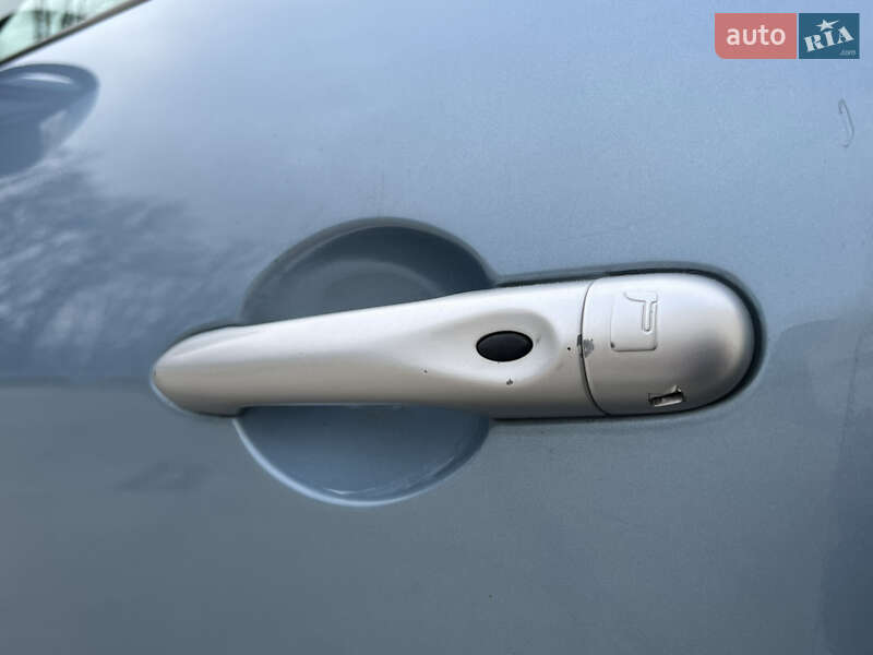 Минивэн Renault Scenic 2011 в Луцке