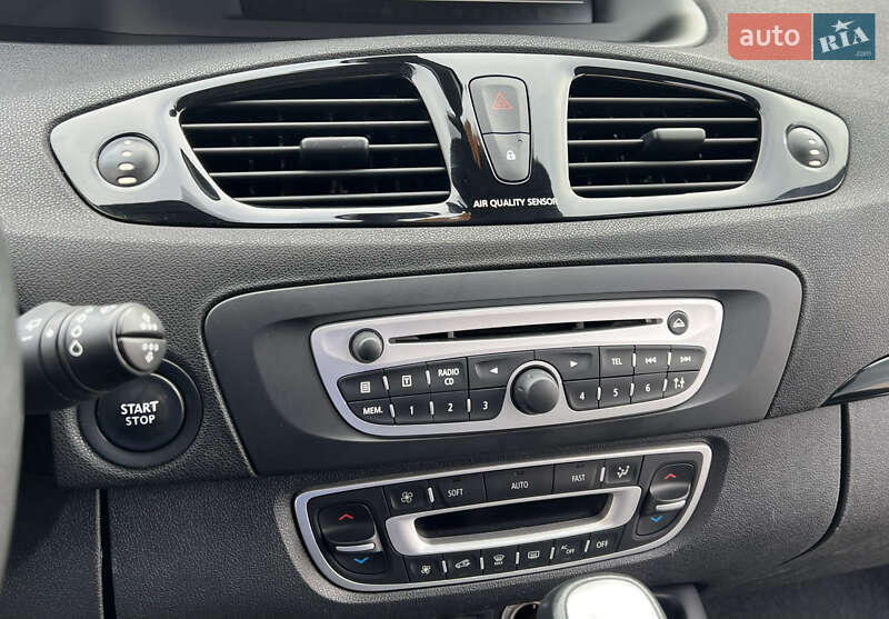 Минивэн Renault Scenic 2011 в Луцке