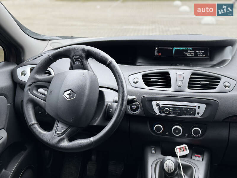 Минивэн Renault Scenic 2013 в Львове фото 49 Минивэн Renault Scenic 2013 в Львове