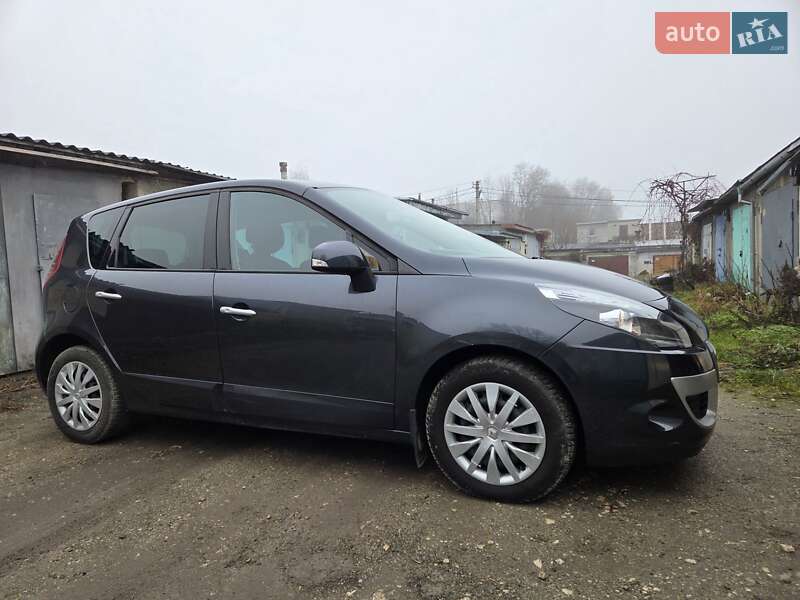 Минивэн Renault Scenic 2010 в Тернополе