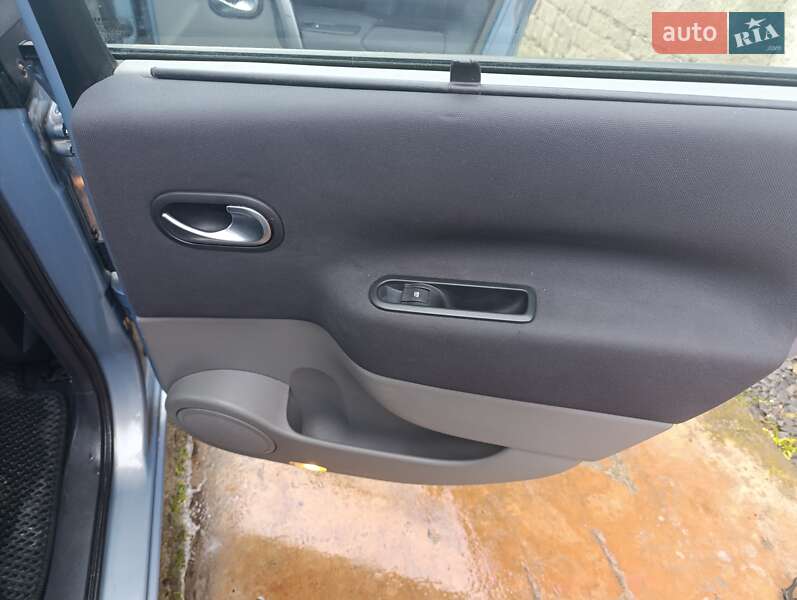 Минивэн Renault Scenic 2007 в Ровно фото 6 Минивэн Renault Scenic 2007 в Ровно