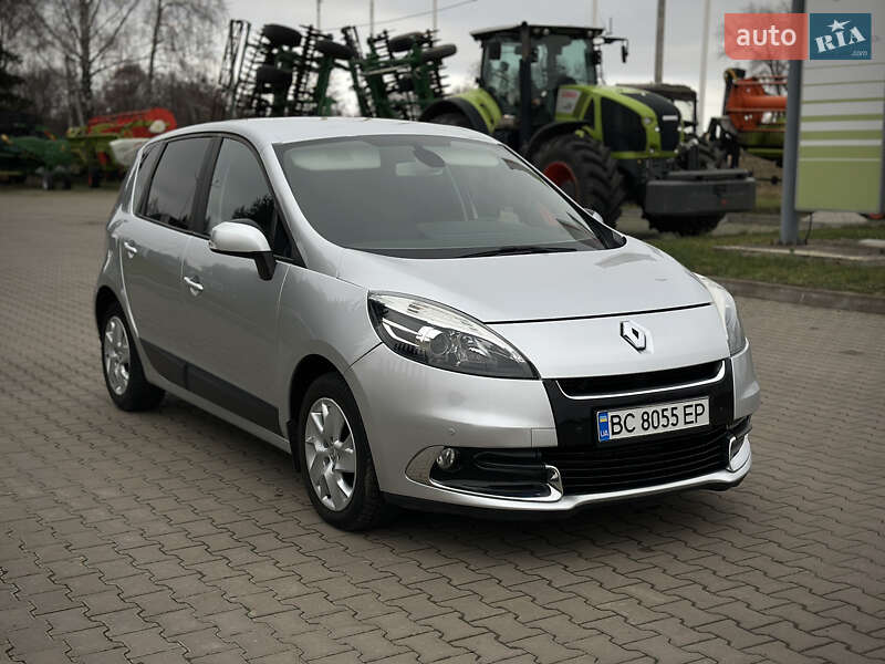 Renault Scenic 2012
