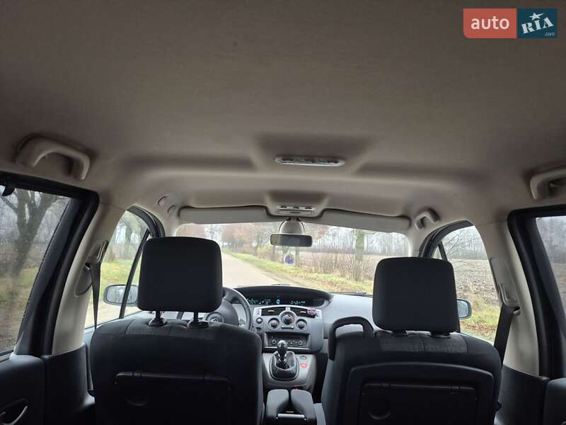 Минивэн Renault Scenic 2008 в Ровно фото 29 Минивэн Renault Scenic 2008 в Ровно