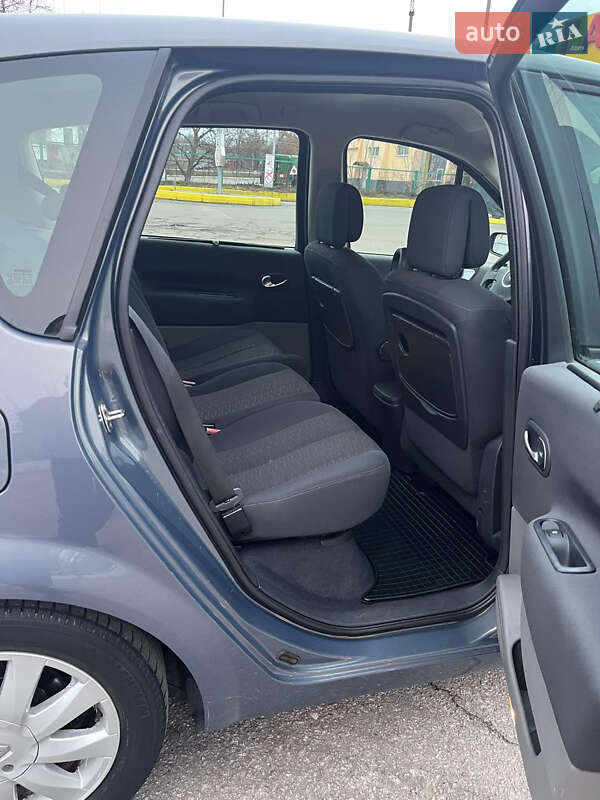 Минивэн Renault Scenic 2007 в Харькове