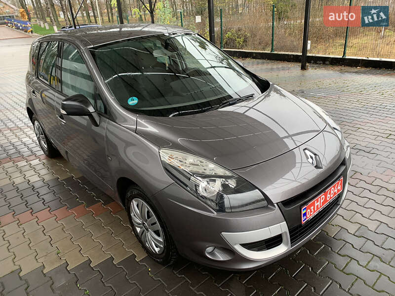 Минивэн Renault Scenic 2009 в Виннице