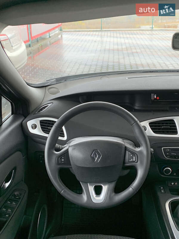 Минивэн Renault Scenic 2009 в Виннице
