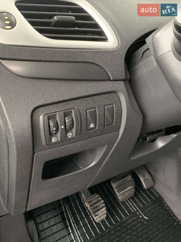 Минивэн Renault Scenic 2009 в Виннице