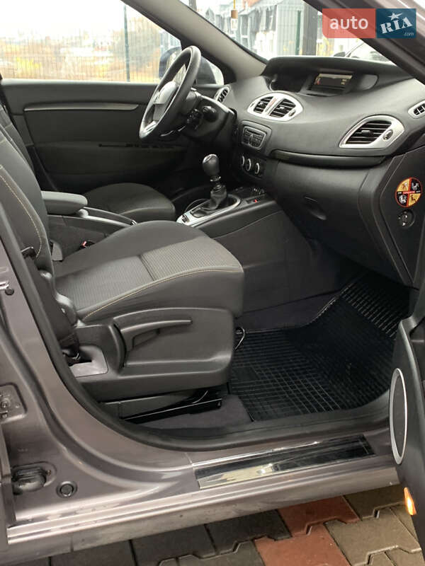 Минивэн Renault Scenic 2009 в Виннице