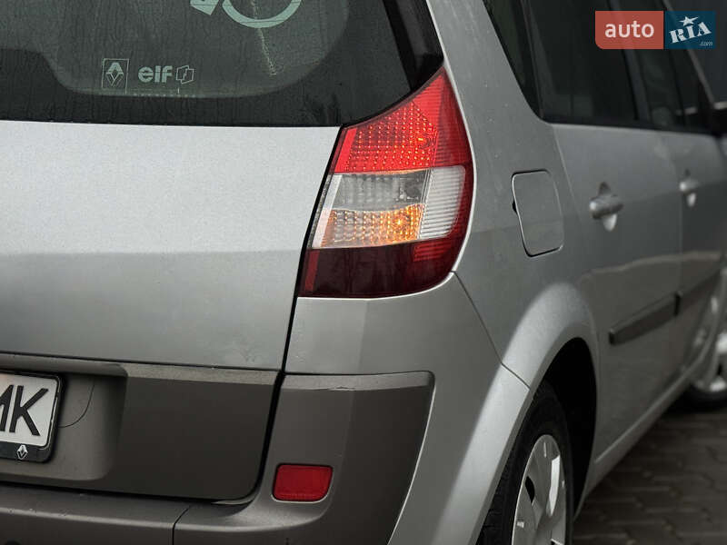 Минивэн Renault Scenic 2005 в Дрогобыче