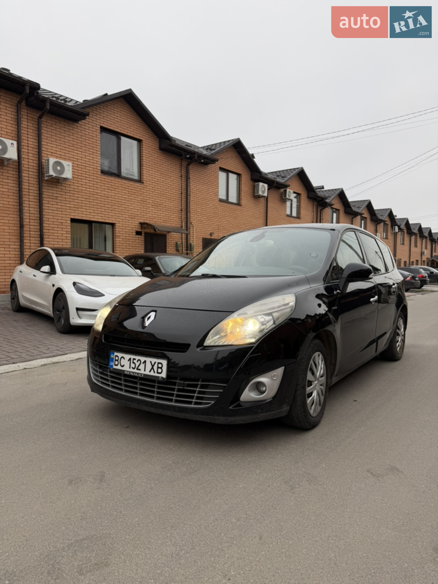 2011 Renault Scenic - фото 1