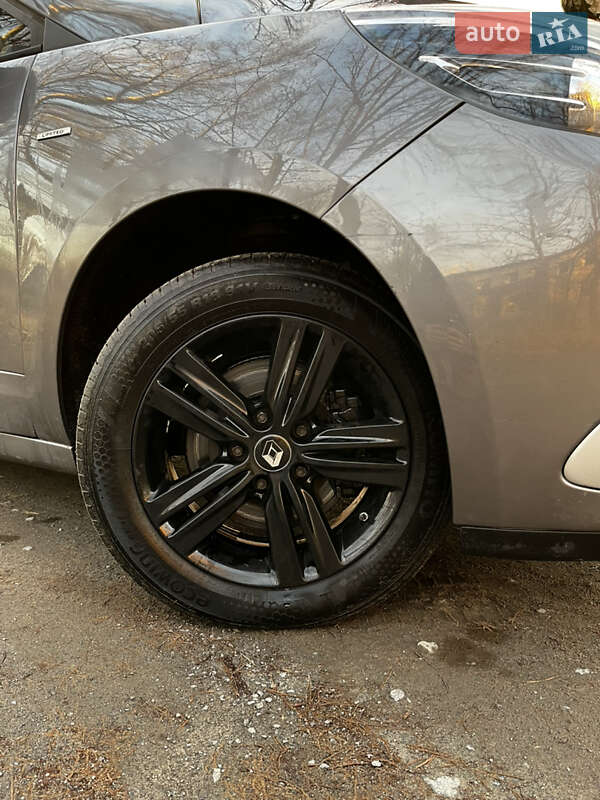 Минивэн Renault Scenic 2015 в Житомире