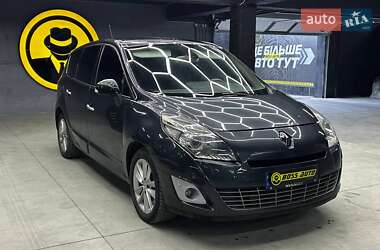 Минивэн Renault Scenic 2011 в Черновцах