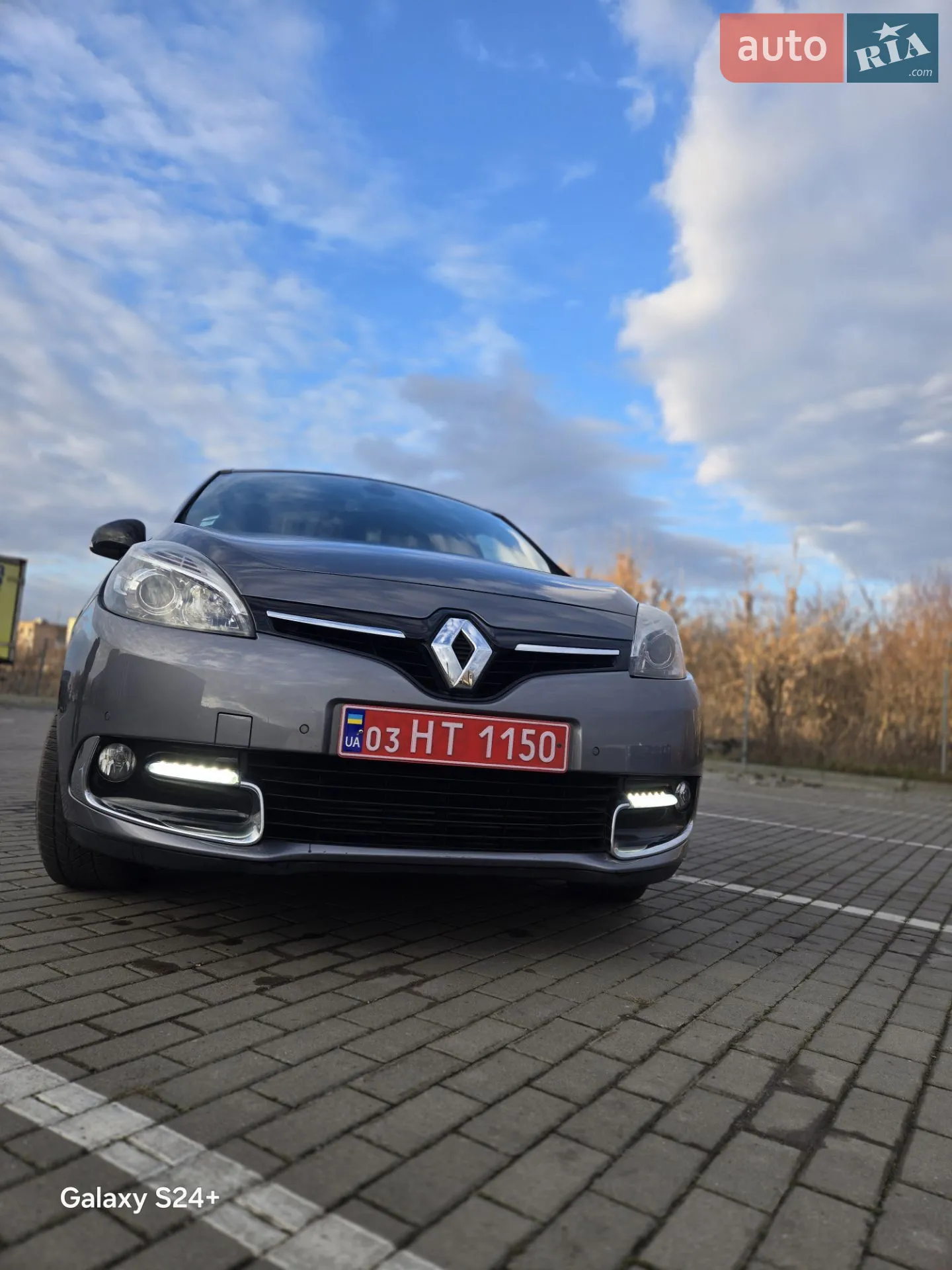 2014 Renault Scenic - мініатюра 2