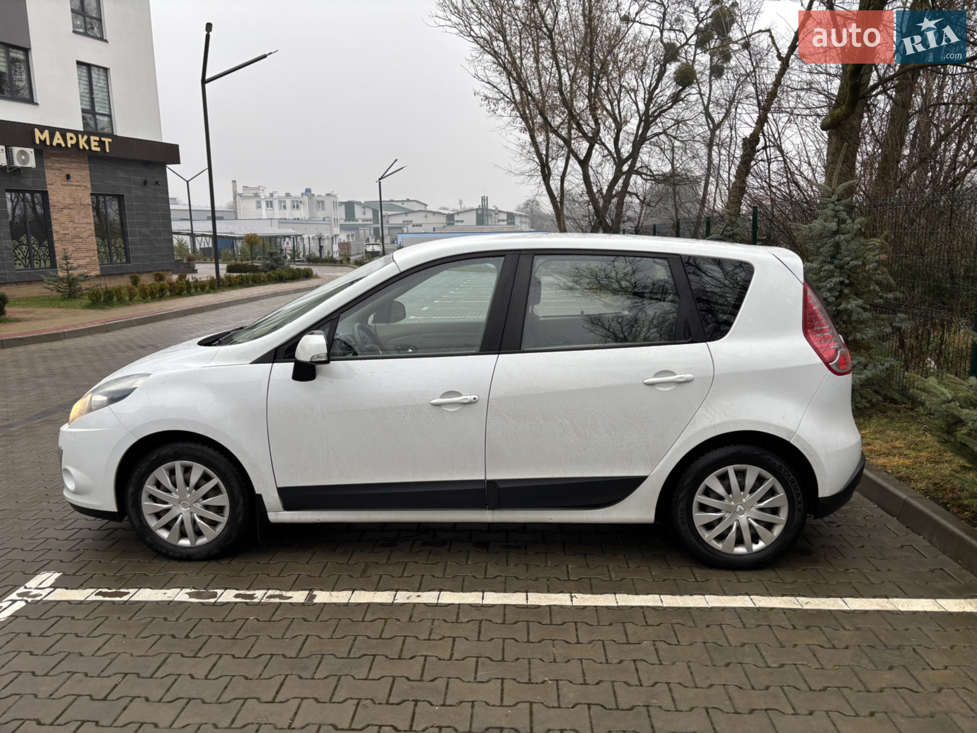 2010 Renault Scenic - мініатюра 8