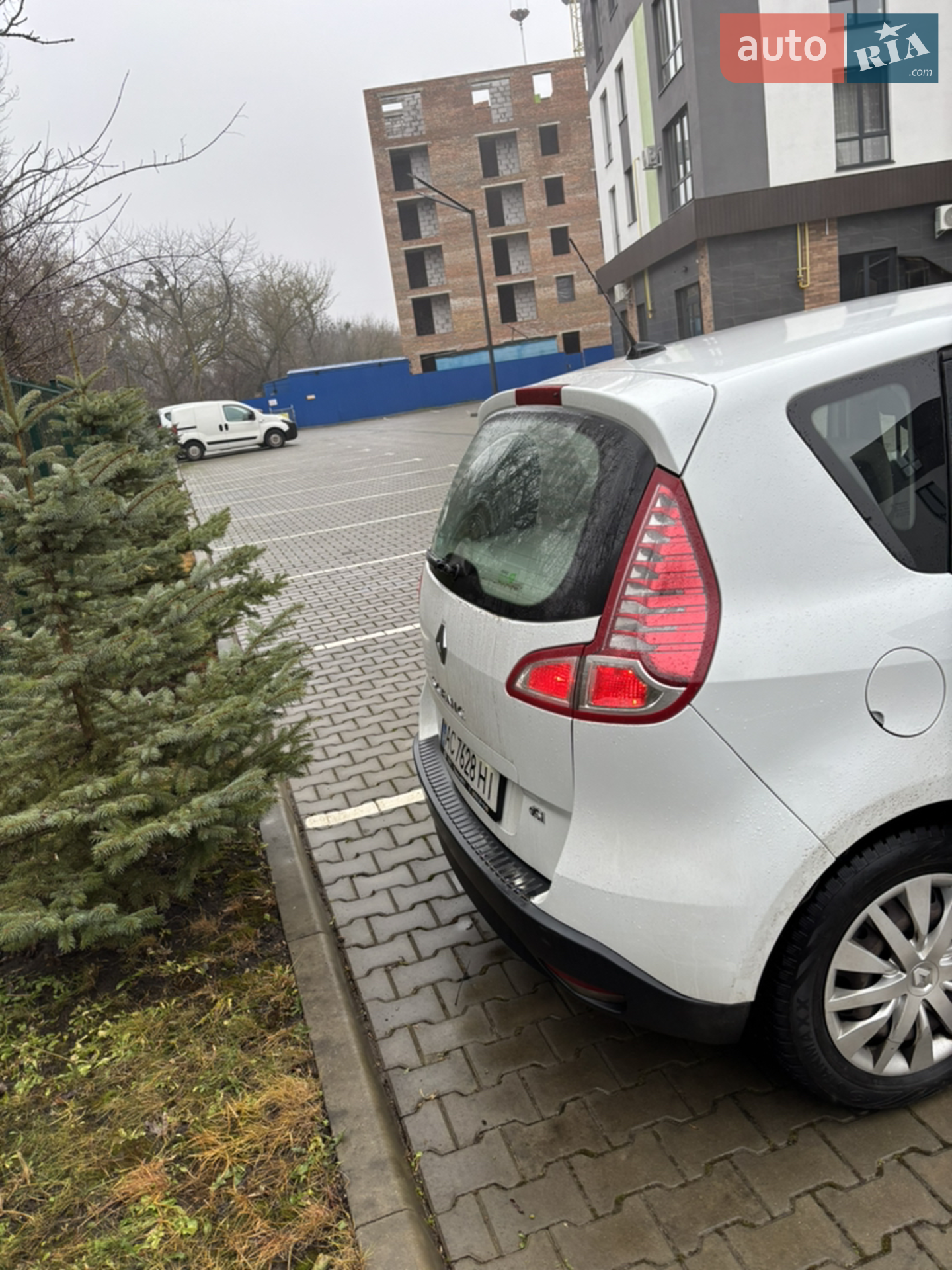 2010 Renault Scenic - мініатюра 10