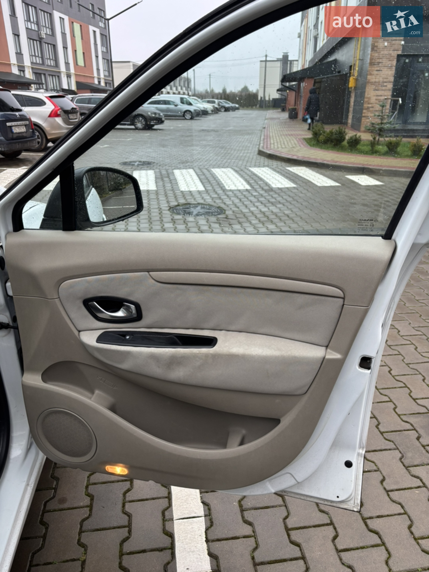 2010 Renault Scenic - мініатюра 20
