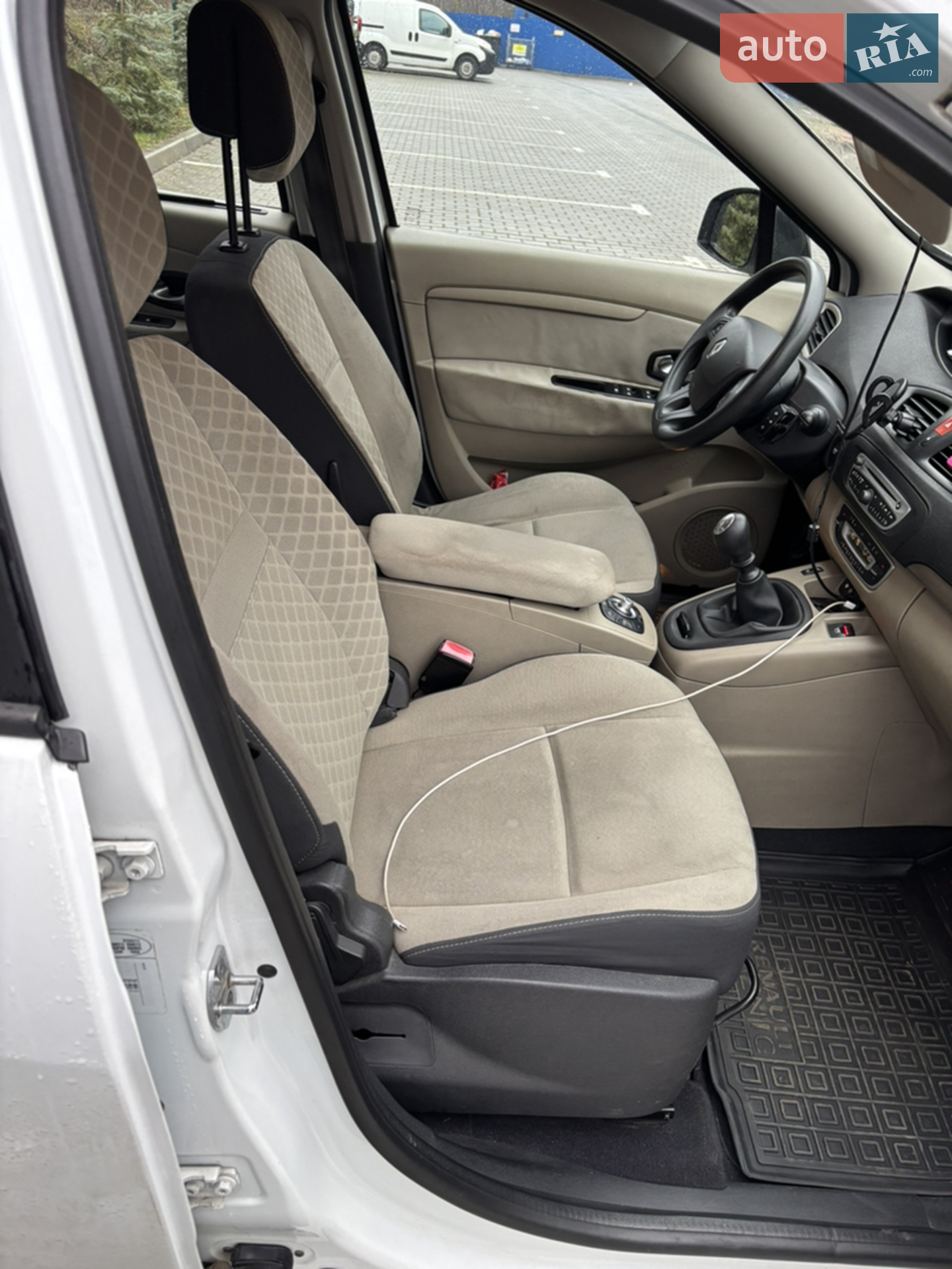 2010 Renault Scenic - мініатюра 21