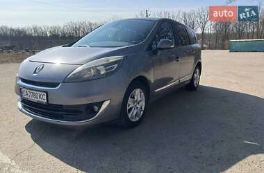 Мінівен Renault Scenic 2012 в Умані