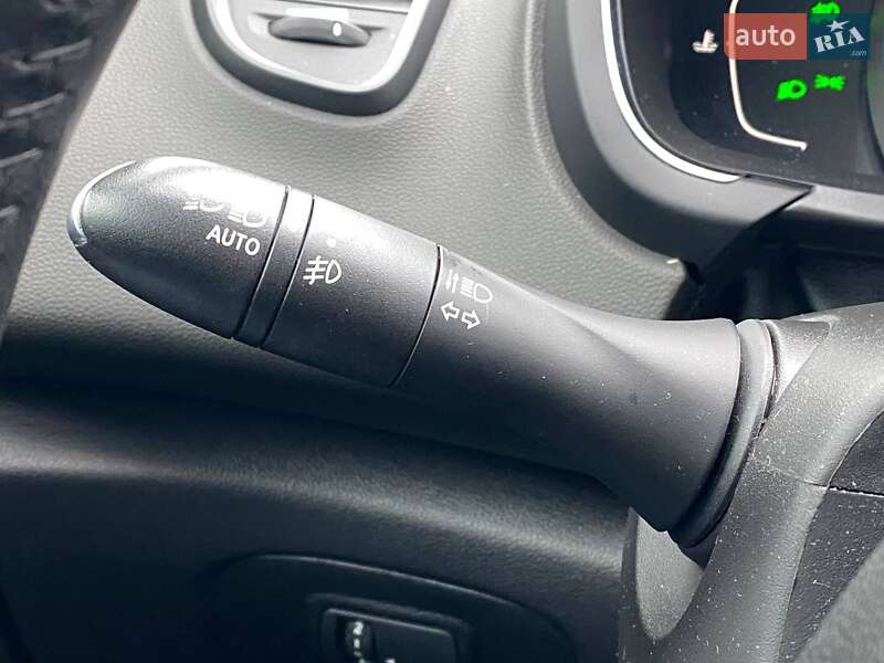 Мінівен Renault Scenic 2017 в Києві