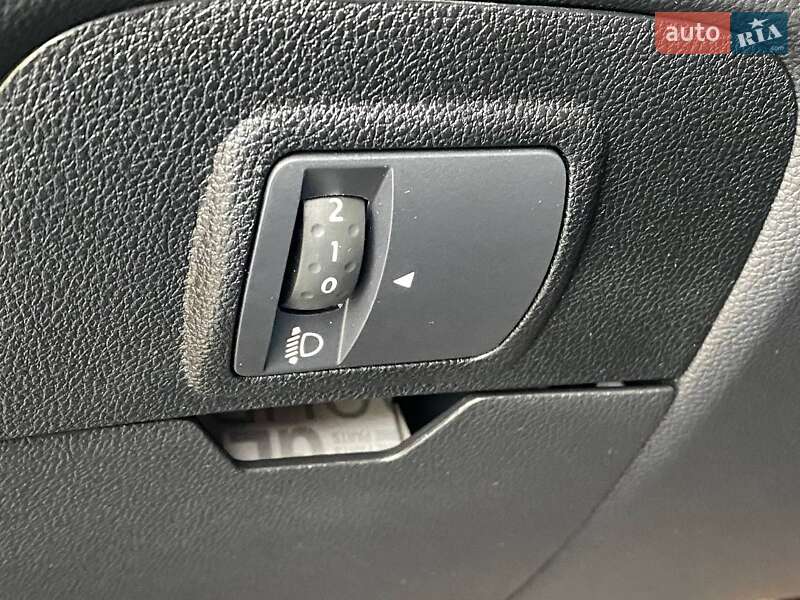 Мінівен Renault Scenic 2017 в Києві