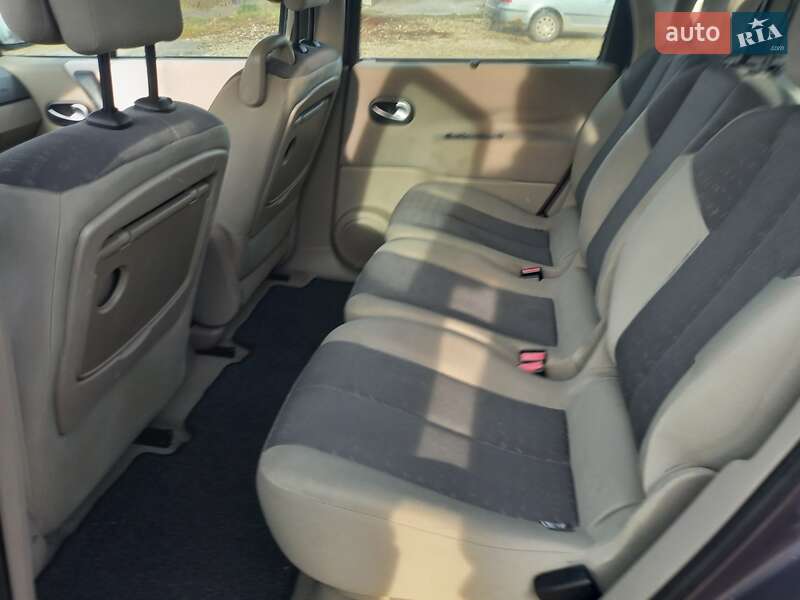 Мінівен Renault Scenic 2005 в Тернополі