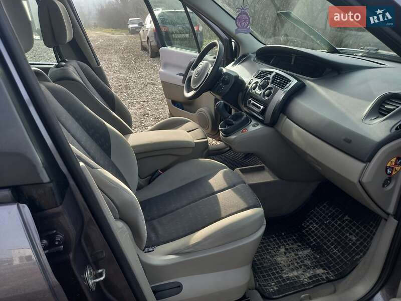 Мінівен Renault Scenic 2005 в Тернополі
