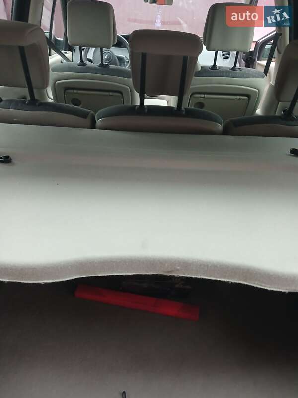 Мінівен Renault Scenic 2005 в Тернополі