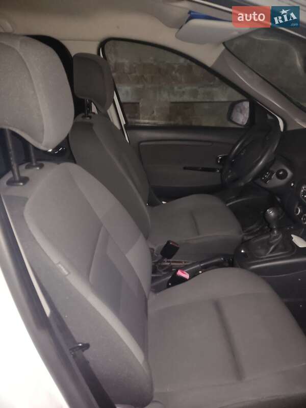 Минивэн Renault Scenic 2012 в Сумах