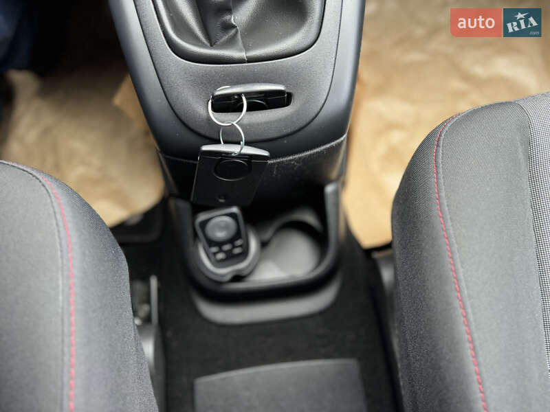 Мінівен Renault Scenic 2012 в Києві