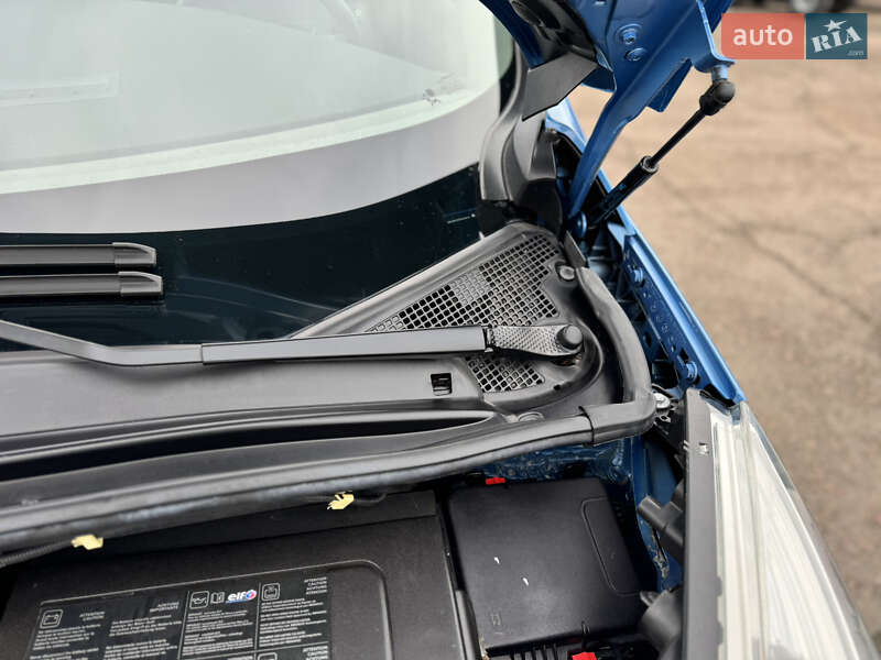 Мінівен Renault Scenic 2012 в Києві