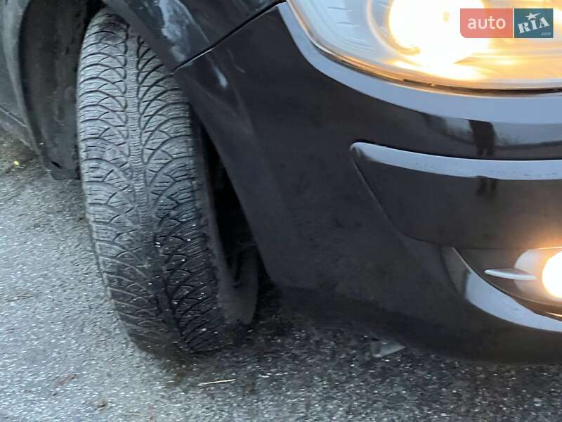 Минивэн Renault Scenic 2009 в Мене