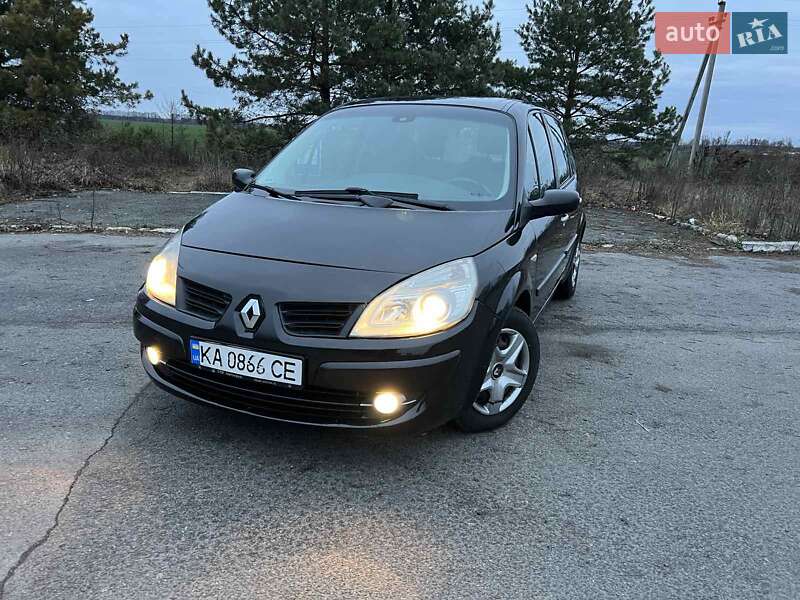 Минивэн Renault Scenic 2009 в Мене
