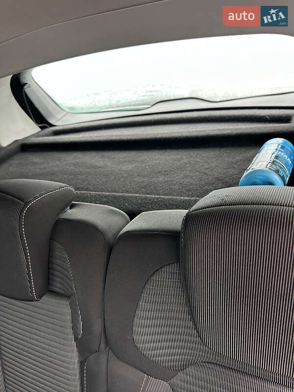 Мінівен Renault Scenic 2017 в Корюківці