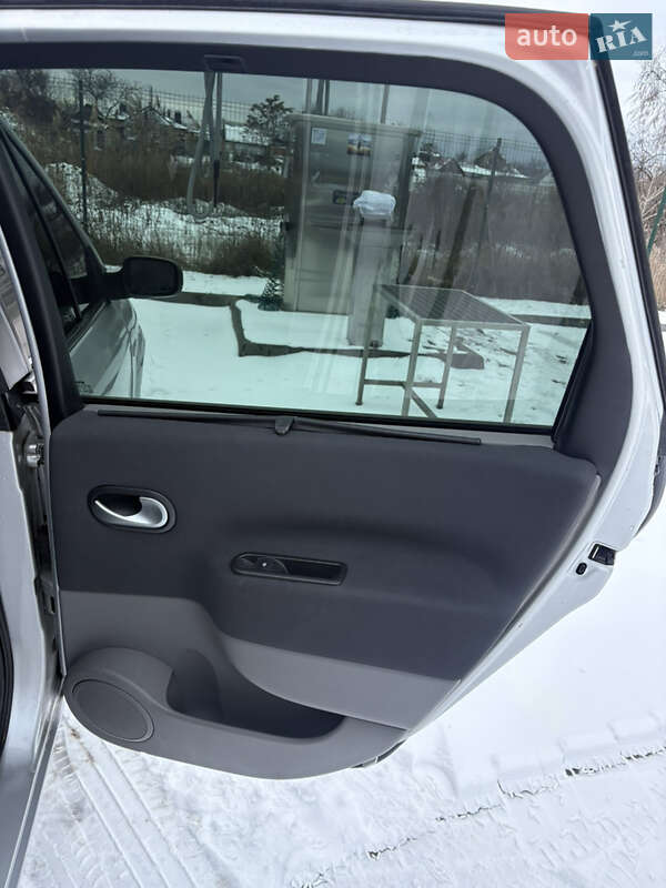 Минивэн Renault Scenic 2008 в Днепре