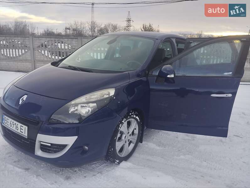 Минивэн Renault Scenic 2011 в Кривом Роге