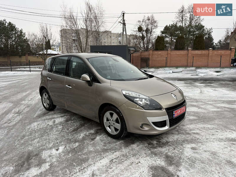 Renault Scenic 2011