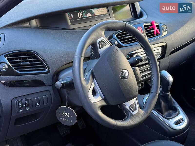 Минивэн Renault Scenic 2011 в Кропивницком