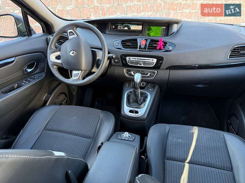 Минивэн Renault Scenic 2011 в Кропивницком