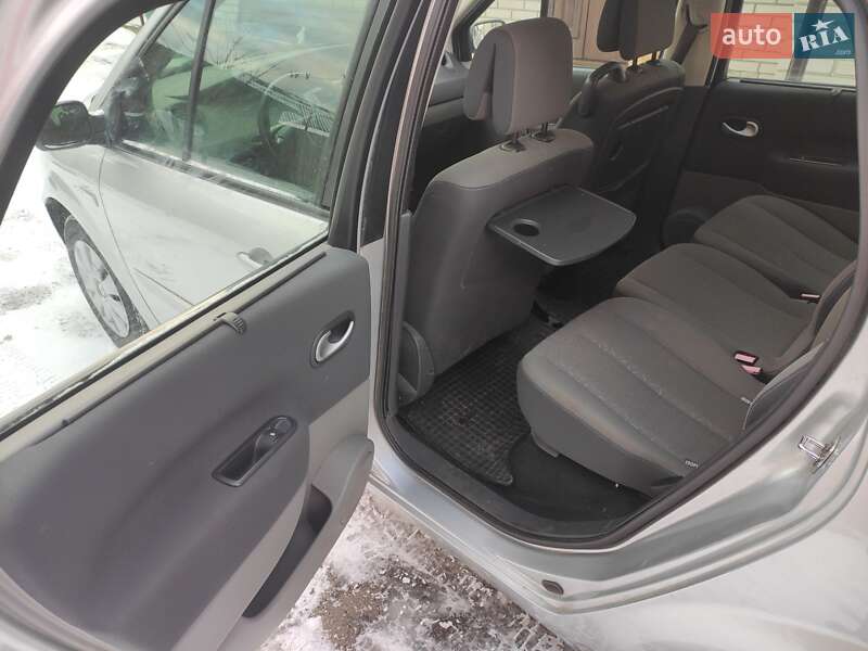 Минивэн Renault Scenic 2008 в Луцке