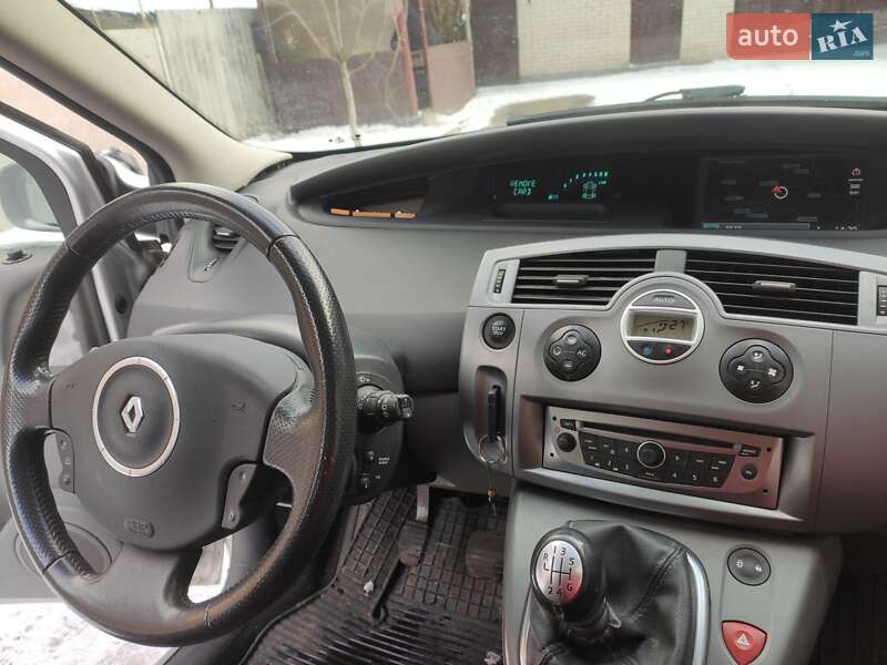 Минивэн Renault Scenic 2008 в Луцке