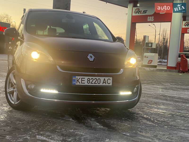 Мінівен Renault Scenic 2012 в Кривому Розі